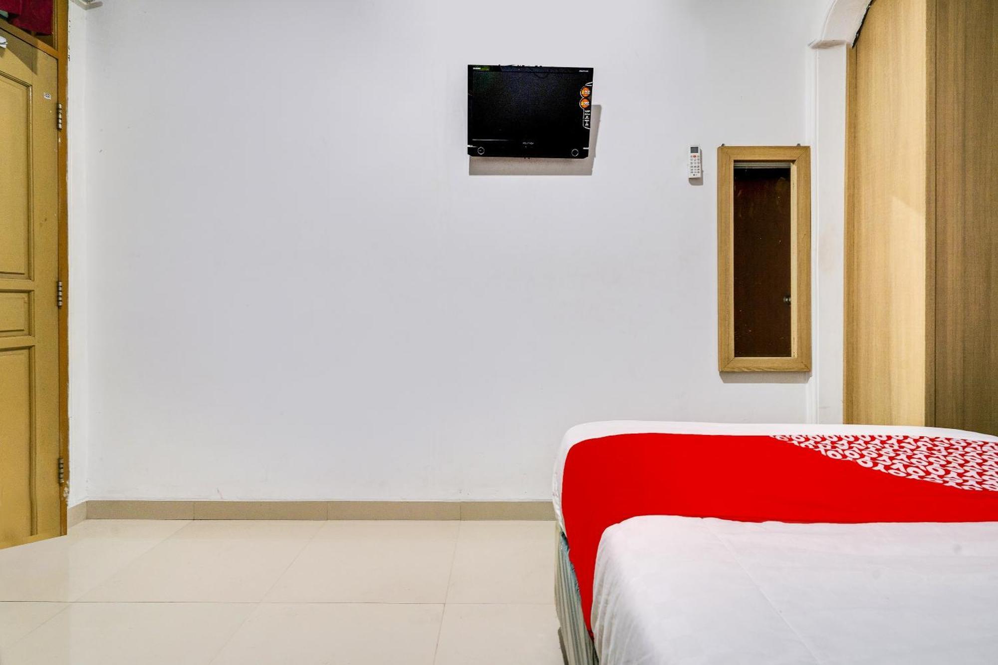 Oyo Life 91994 Sawerigading Jatinangor Syariah Hotel Sayang Bagian luar foto